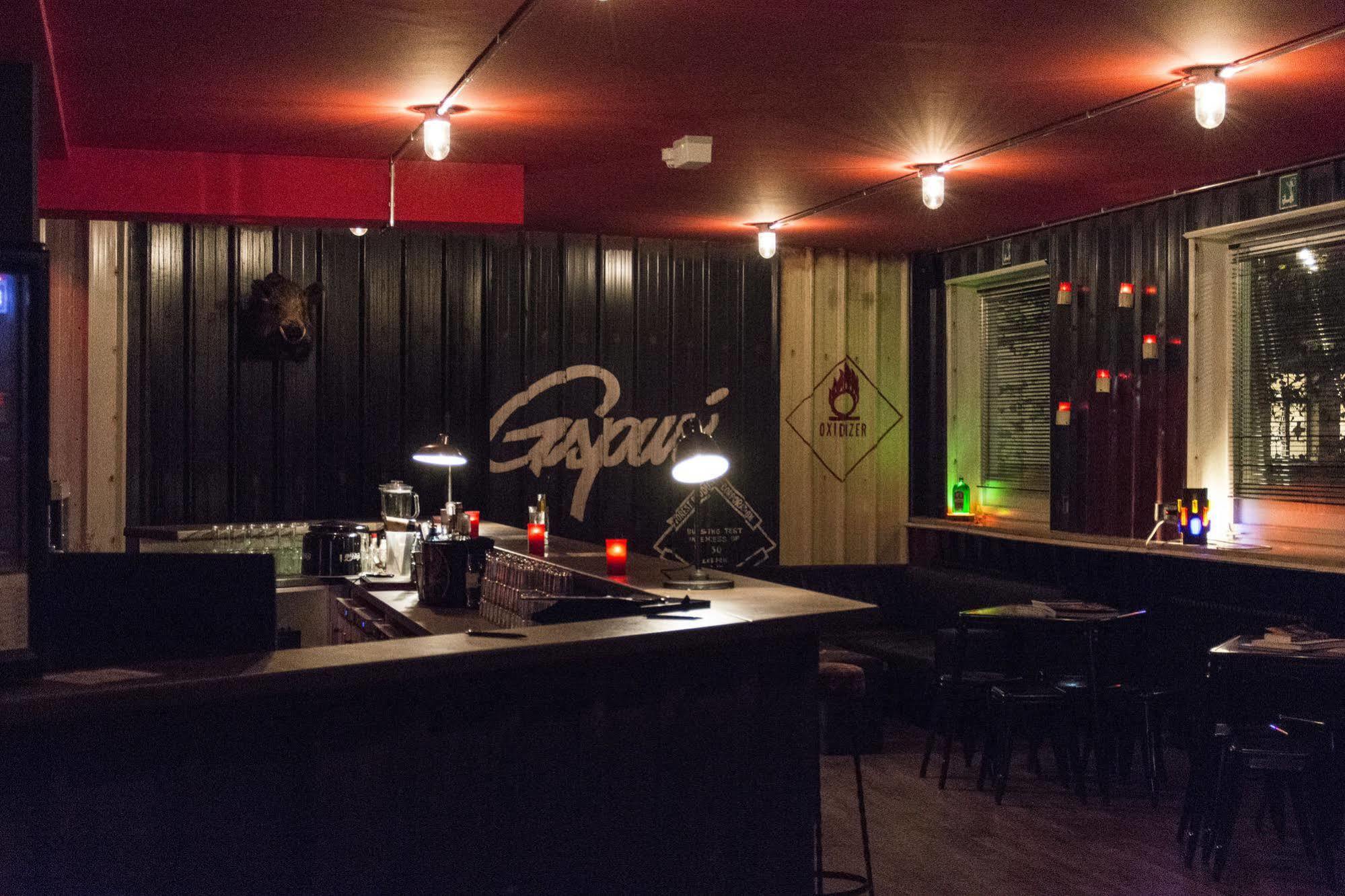 Gspusi Bar Hostel *